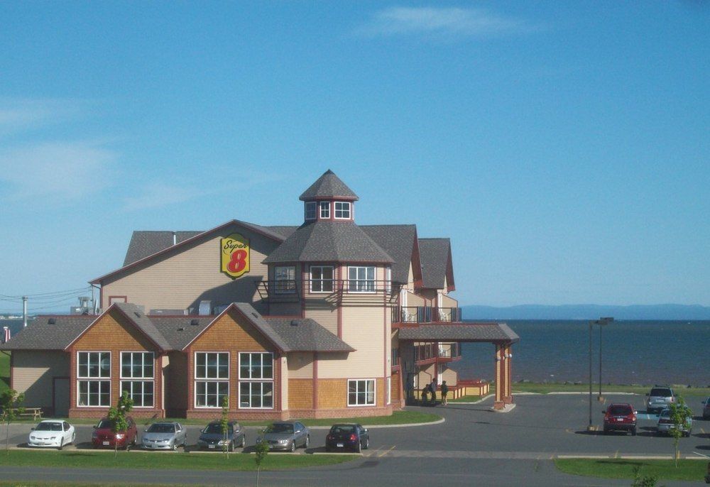 Super 8 By Wyndham Caraquet Hotell Eksteriør bilde