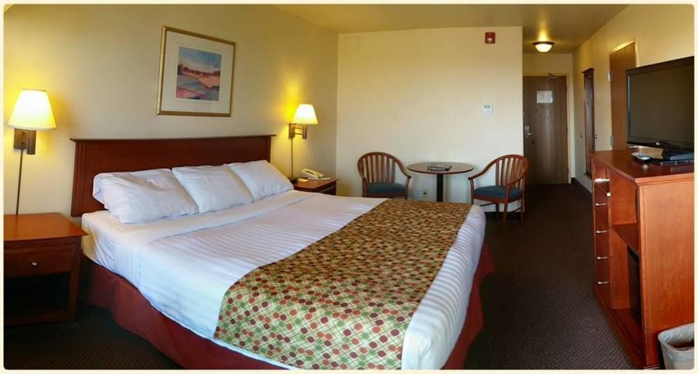 Super 8 By Wyndham Caraquet Hotell Eksteriør bilde